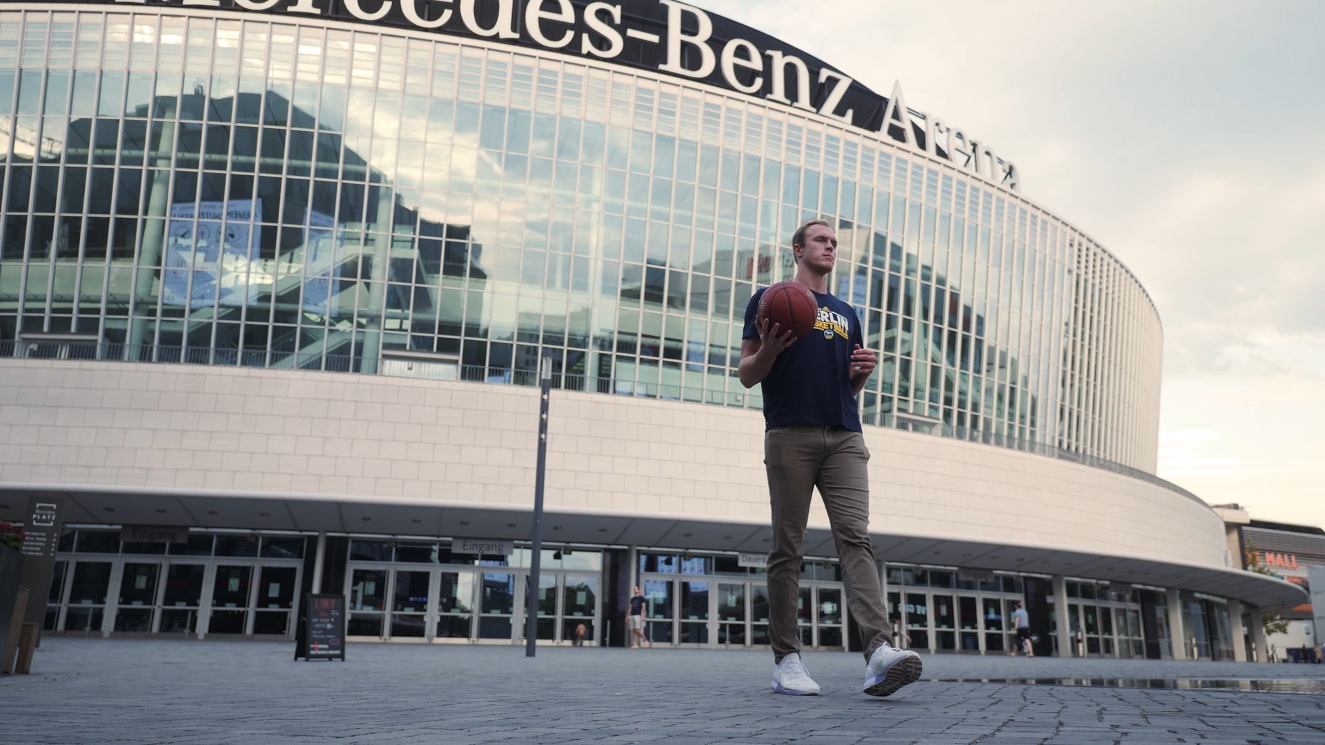 Mediabox Mercedes Benz Arena Berlin